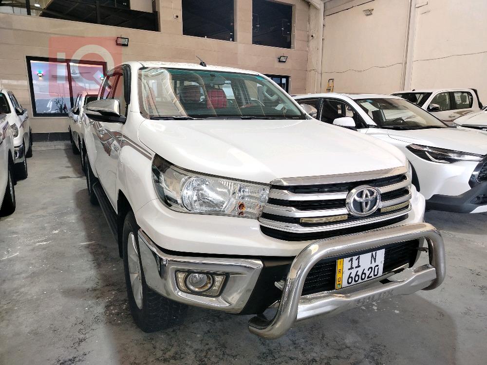 تۆیۆتا هایلۆکس